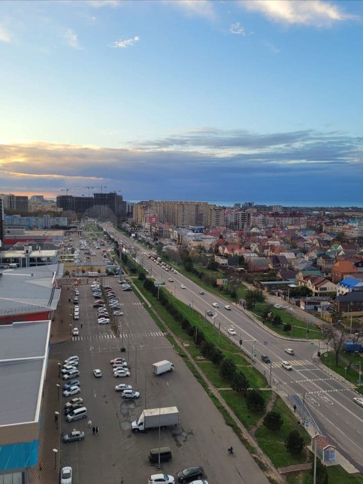 Продается 3-комн. квартира, 80.1 м² — фото 2