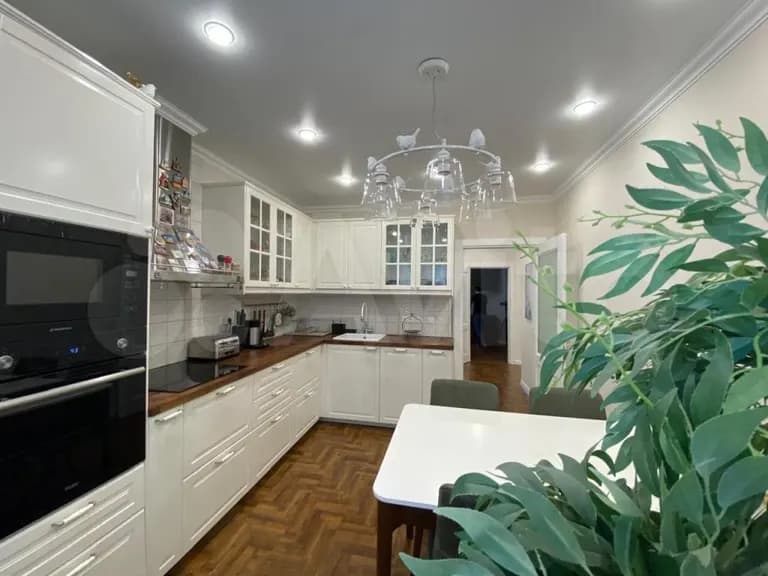 Продается 3-комн. квартира, 65 м²