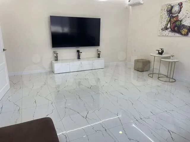 Продается 4-комн. квартира, 168 м²