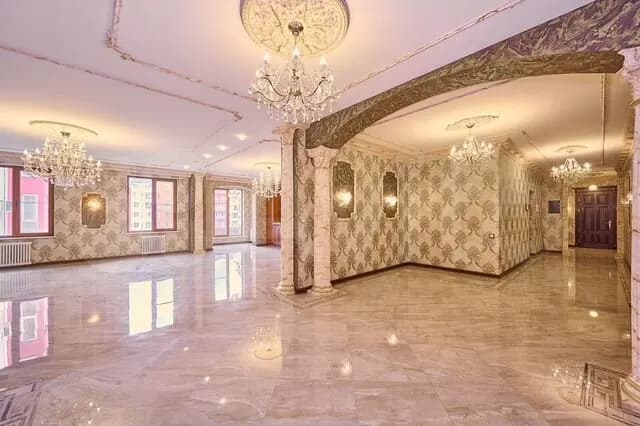 Продается 4-комн. квартира, 270 м² — фото 2