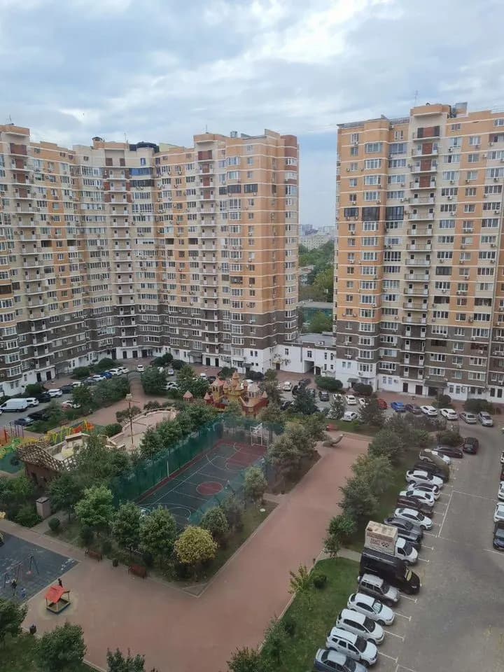 Продается 3-комн. квартира, 107 м²