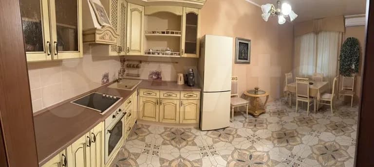 Продается 2-комн. квартира, 81 м² — фото 2