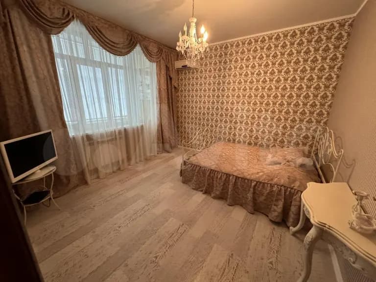 Продается 2-комн. квартира, 81 м² — фото 4