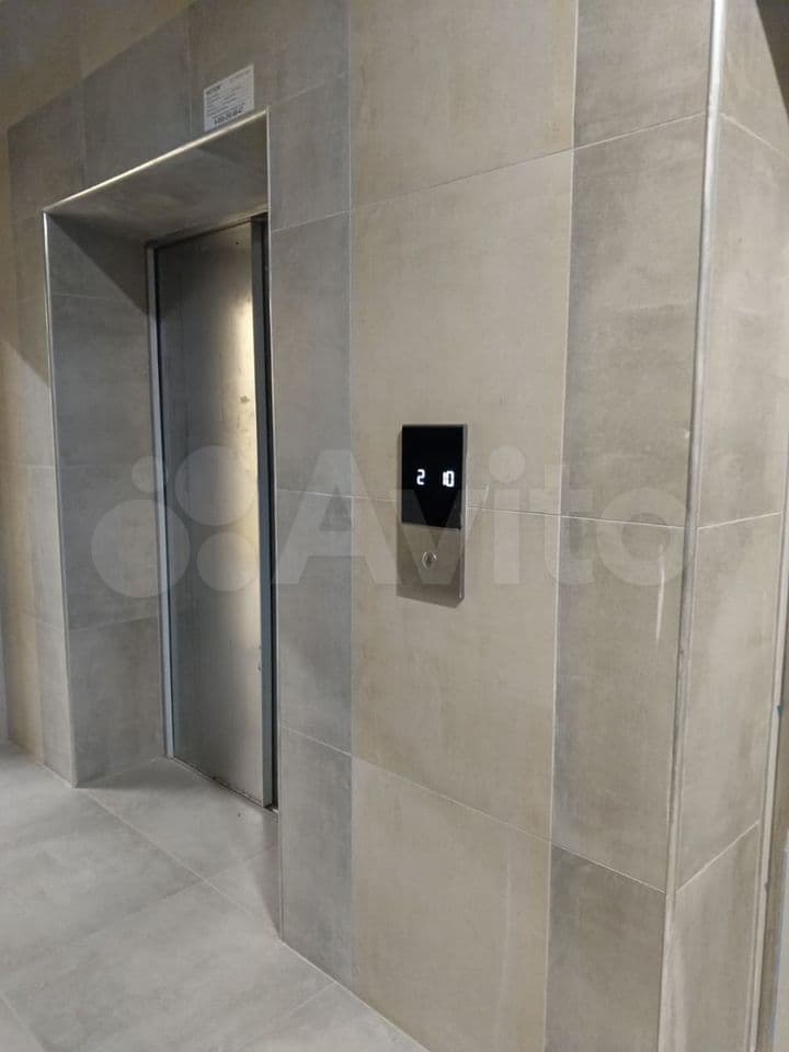 Продается 2-комн. квартира, 71 м²