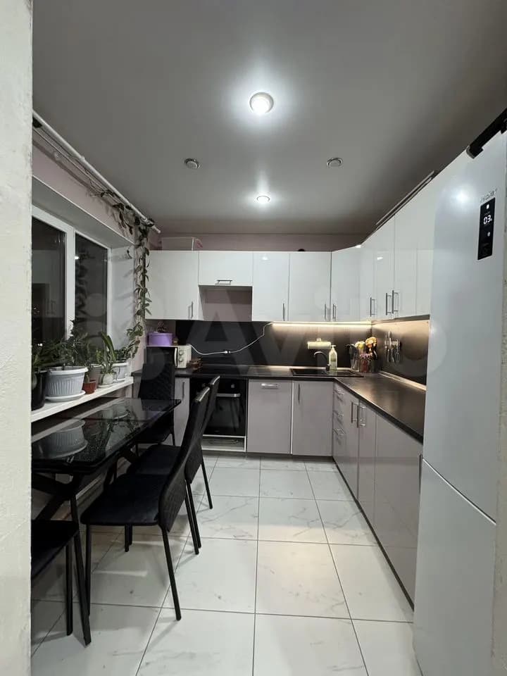 Продается 3-комн. квартира, 65.2 м² — фото 3