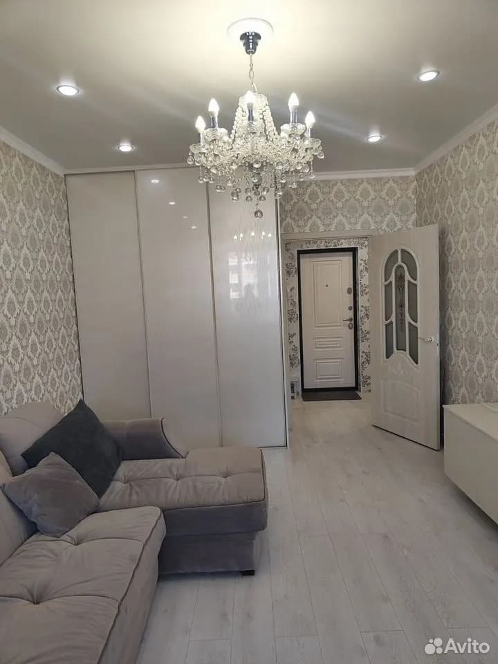 Продается 2-комн. квартира, 74 м² — фото 2