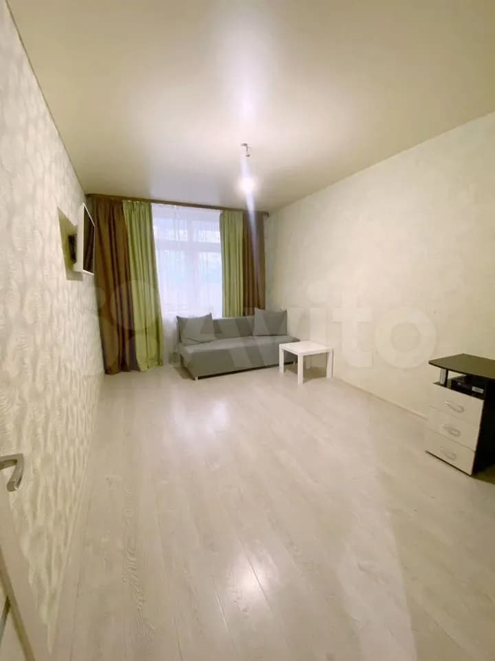 Продается 2-комн. квартира, 60.1 м²