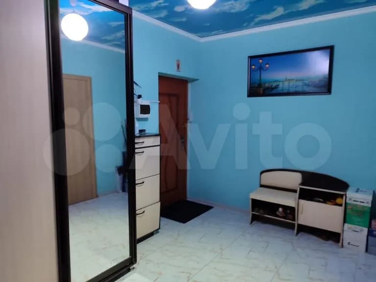 Продается 2-комн. квартира, 71.2 м²