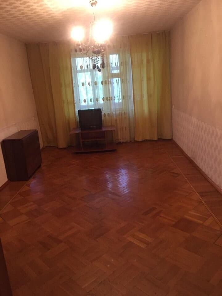 Продается 4-комн. квартира, 87.6 м²
