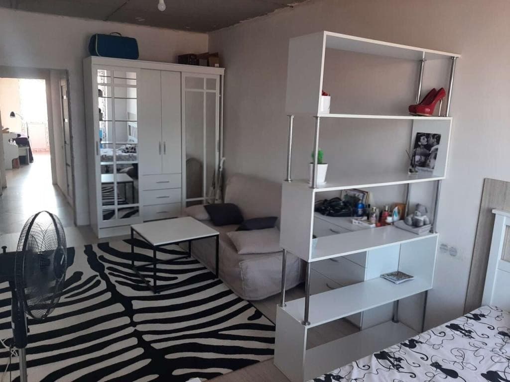 Продается 2-комн. квартира, 65 м²