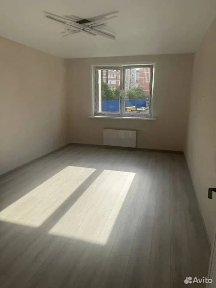 Продается 2-комн. квартира, 60.2 м² — фото 2