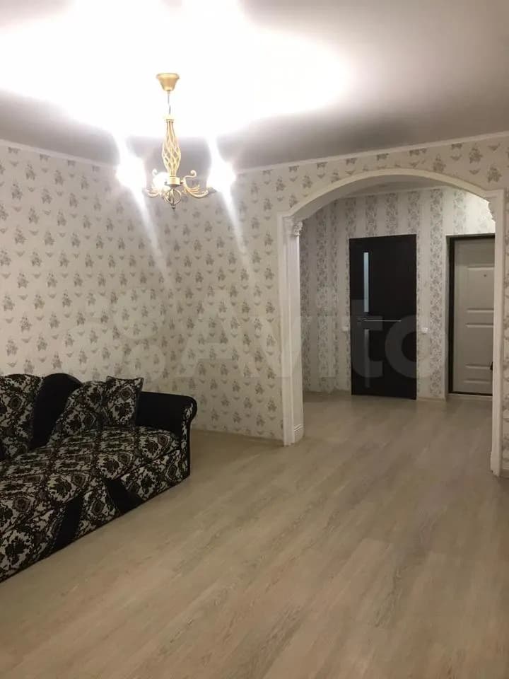 Продается 3-комн. квартира, 98.2 м²