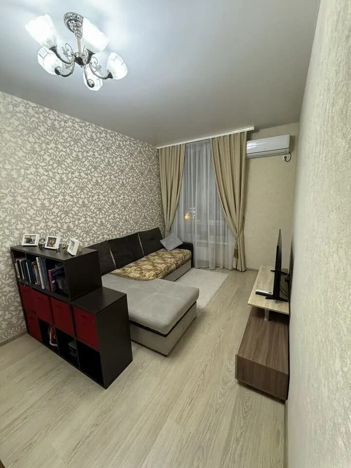 Продается 2-комн. квартира, 46.7 м² — фото 2