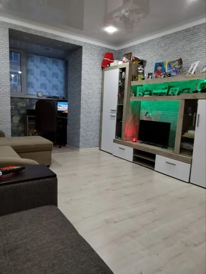 Продается 2-комн. квартира, 56 м² — фото 2
