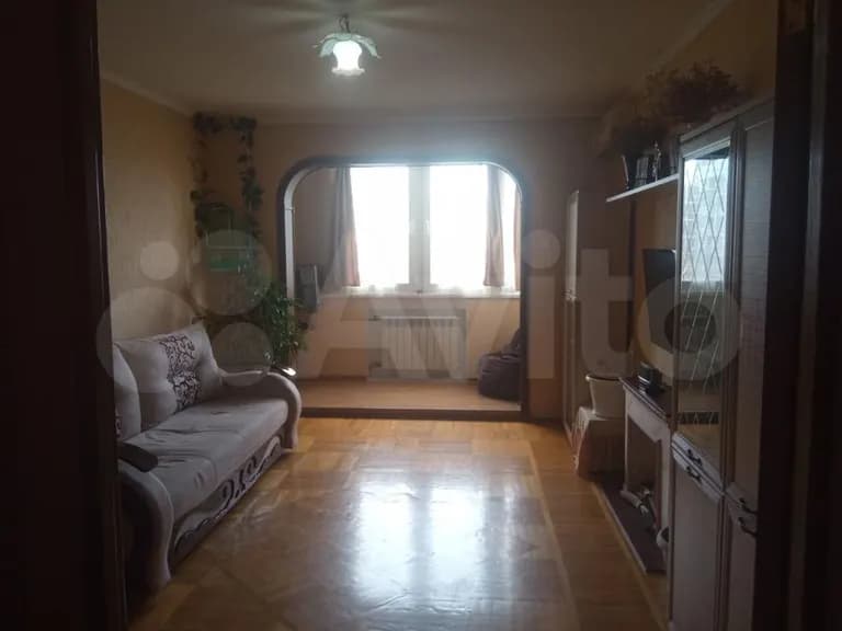 Продается 4-комн. квартира, 90 м² — фото 2