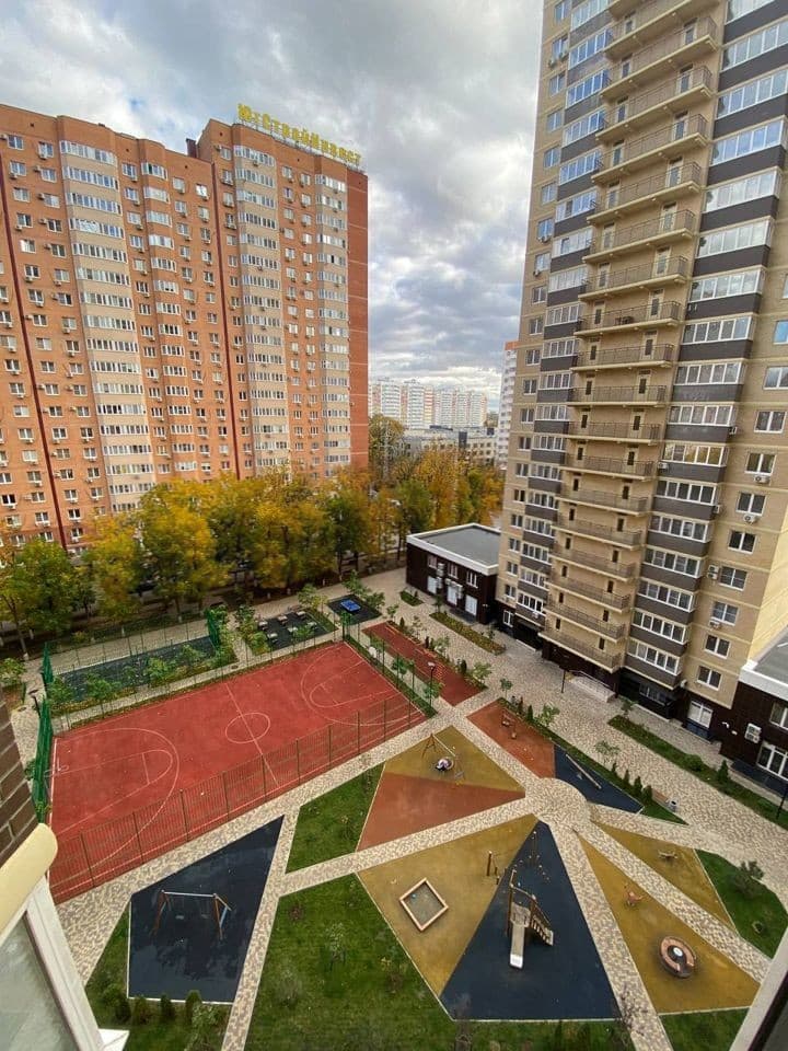 Продается 2-комн. квартира, 69 м² — фото 4