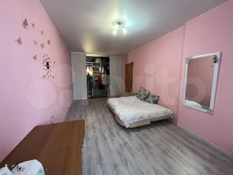Продается 2-комн. квартира, 60.9 м²