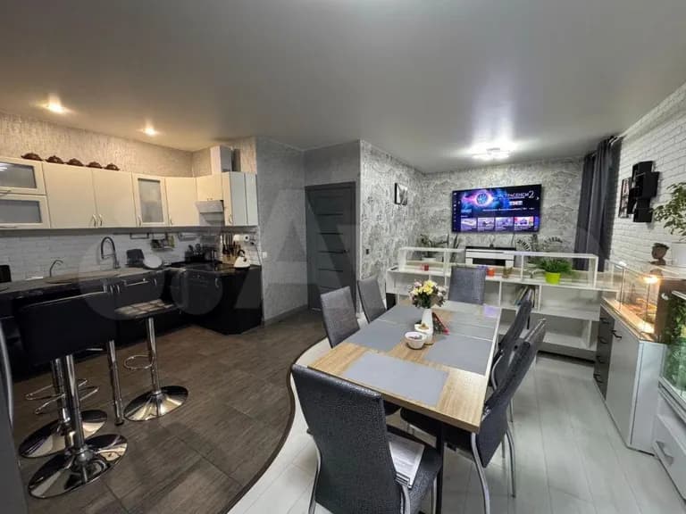 Продается 3-комн. квартира, 86 м²