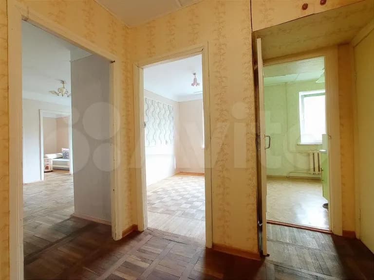 Продается 4-комн. квартира, 62.3 м² — фото 5