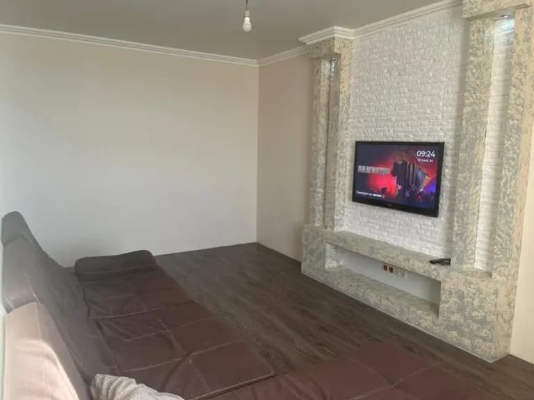 Продается 2-комн. квартира, 63 м² — фото 2