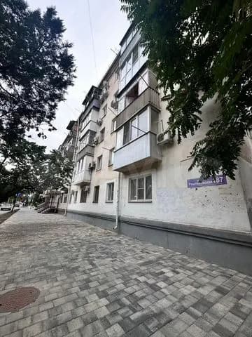 Продается 3-комн. квартира, 54.2 м² — фото 2