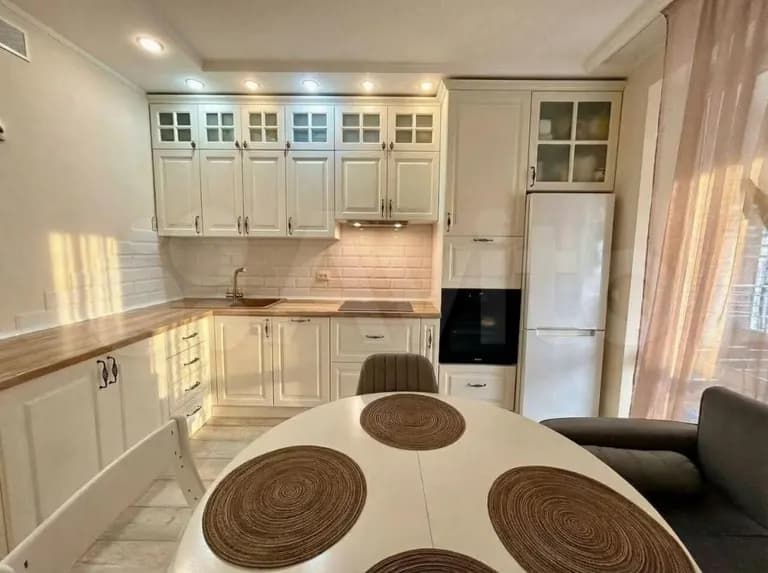 Продается 2-комн. квартира, 54.5 м² — фото 2