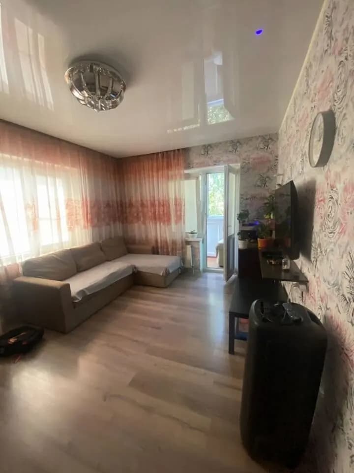 Продается 3-комн. квартира, 73.2 м² — фото 2