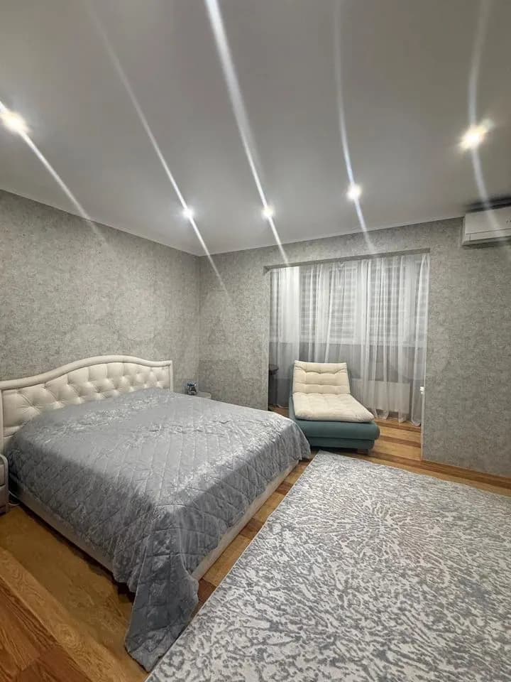 Продается 3-комн. квартира, 200 м² — фото 3
