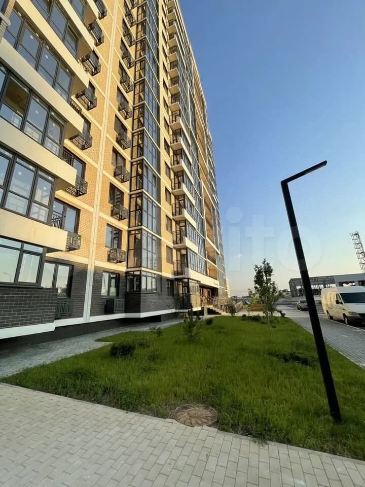 Продается 2-комн. квартира, 59.3 м² — фото 2