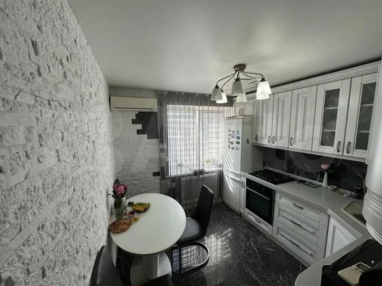 Продается 3-комн. квартира, 64 м² — фото 2