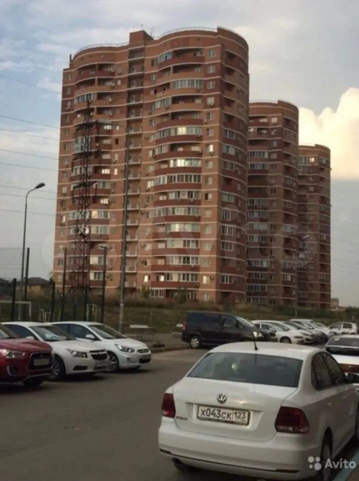 Продается 1-комн. квартира, 43 м²