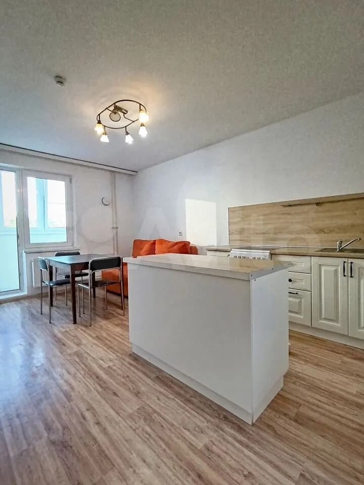 Продается 2-комн. квартира, 72 м² — фото 3