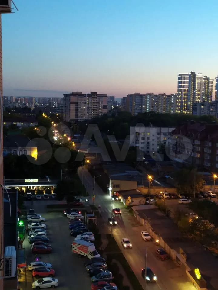 Продается 1-комн. квартира, 46.8 м² — фото 2