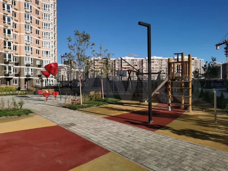 Продается 2-комн. квартира, 77.1 м² — фото 4