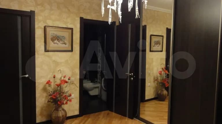 Продается 2-комн. квартира, 77 м² — фото 3