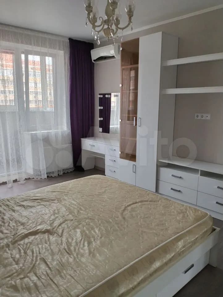 Продается 2-комн. квартира, 69.2 м² — фото 2