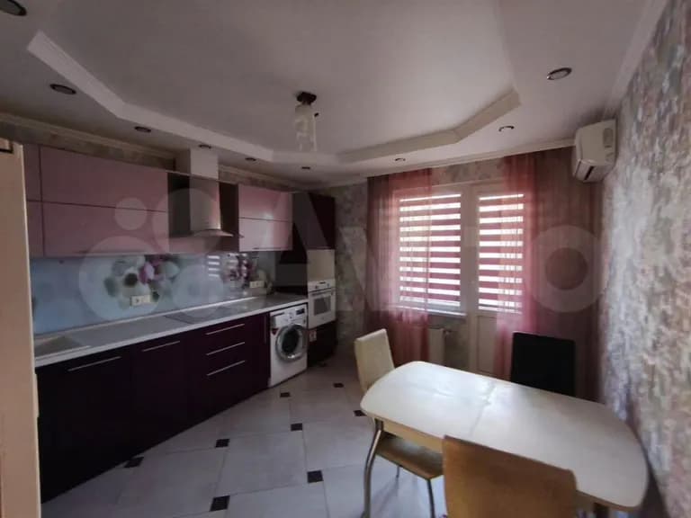 Продается 2-комн. квартира, 66.3 м²