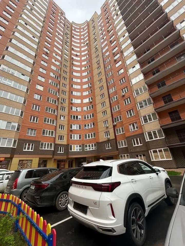 Продается 2-комн. квартира, 59 м²