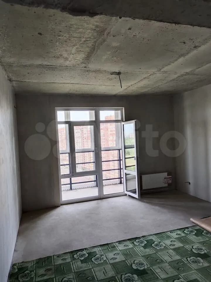Продается 2-комн. квартира, 65.2 м²