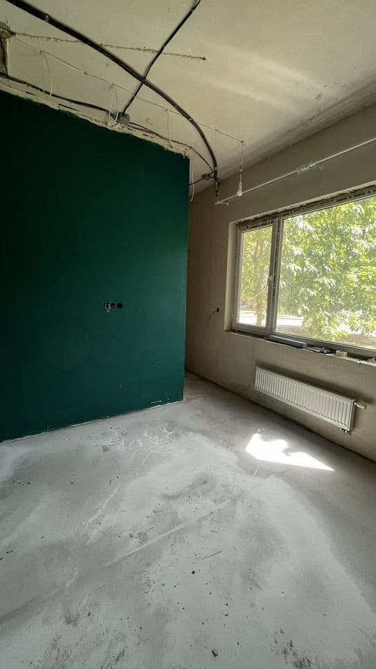 Продается 4-комн. квартира, 104 м²