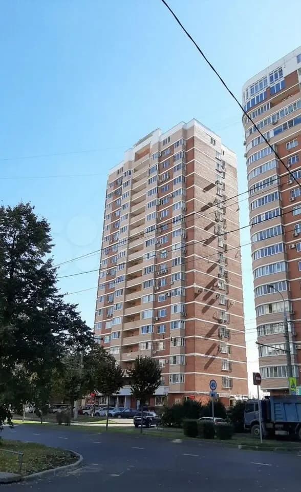 Продается 1-комн. квартира, 50.5 м²