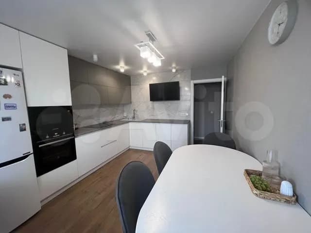 Продается 2-комн. квартира, 70 м²
