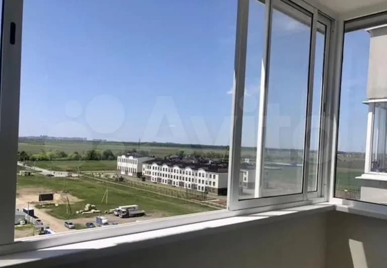 Продается 2-комн. квартира, 64.2 м²
