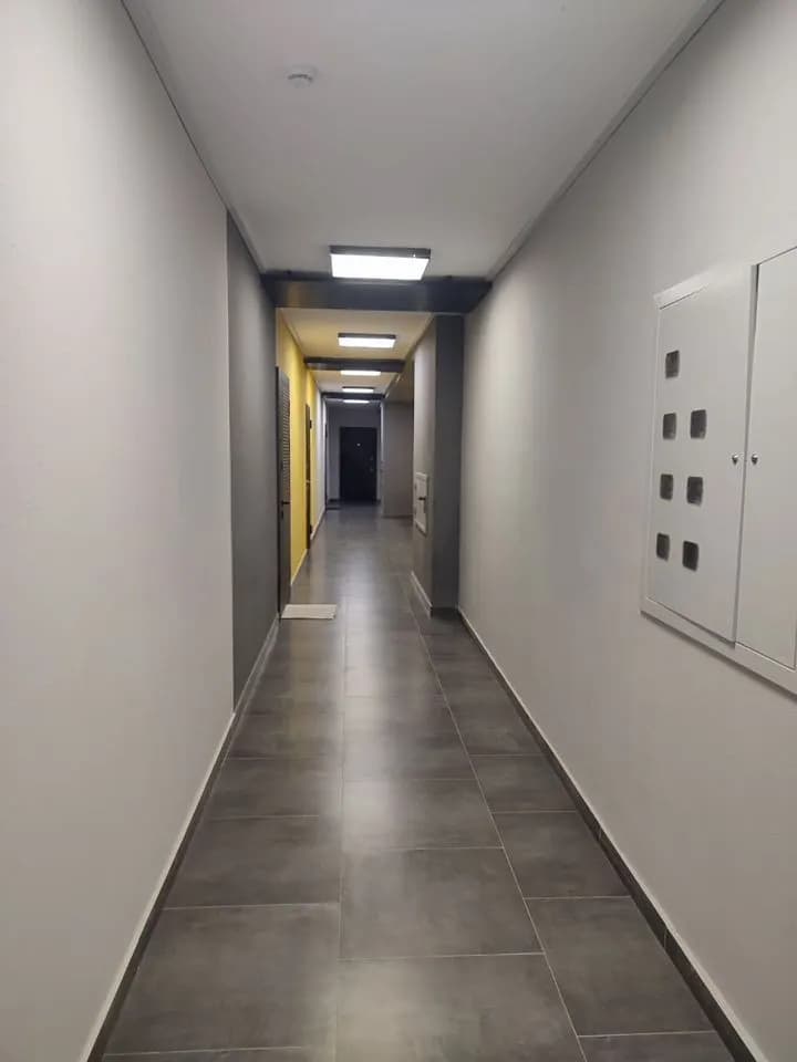 Продается 1-комн. квартира, 42.6 м² — фото 2