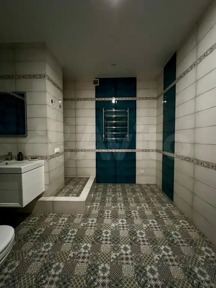 Продается 1-комн. квартира, 76.5 м² — фото 2