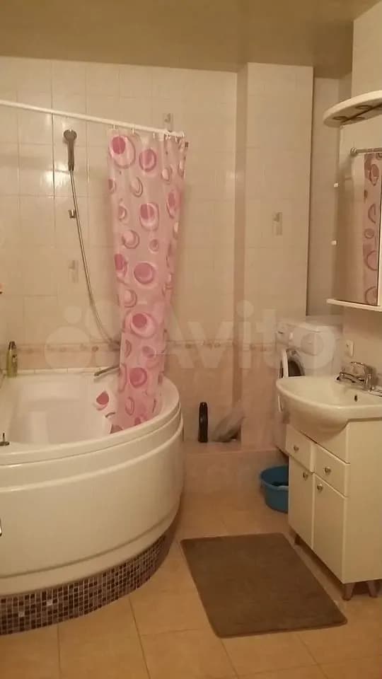 Продается 1-комн. квартира, 61 м² — фото 3
