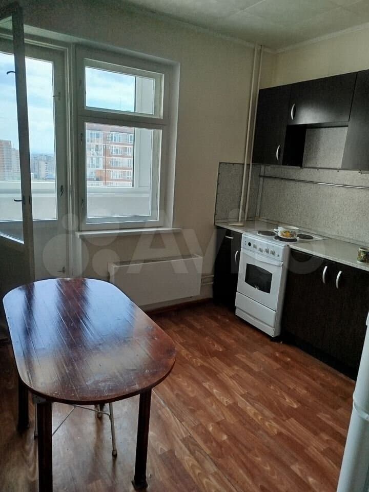 Продается 2-комн. квартира, 54.1 м² — фото 2