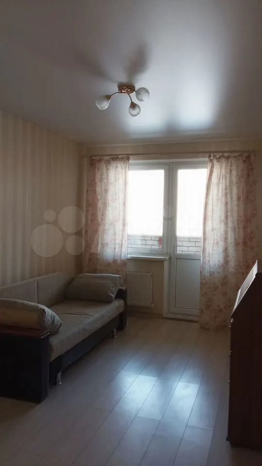 Продается 2-комн. квартира, 59.5 м²