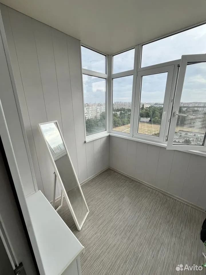 Продается 2-комн. квартира, 54.5 м²