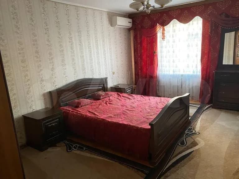 Продается 4-комн. квартира, 123 м²